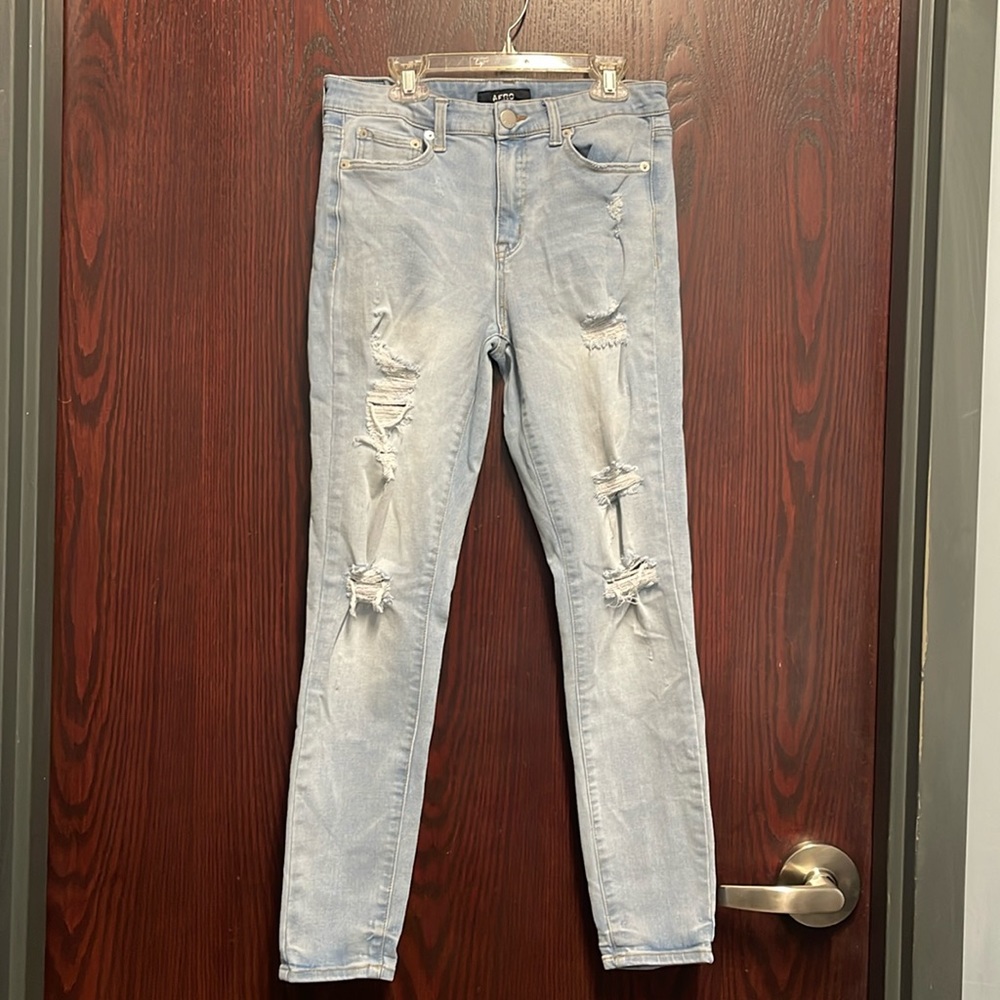 Aeropostale high-rise jeggings size 8R.